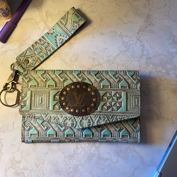 Beauty leather clutch - Picture 2 of 4